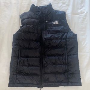 Brand new north face 550 vest